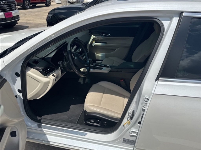 2023 Cadillac CT4 Premium Luxury