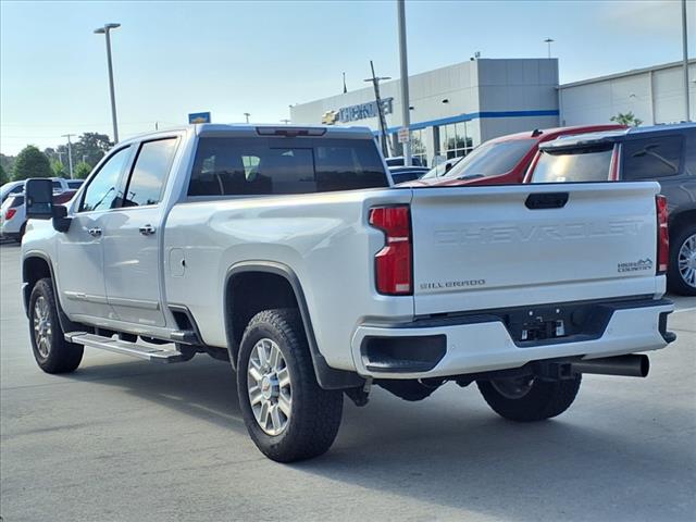 2025 Chevrolet Silverado 3500HD High Country