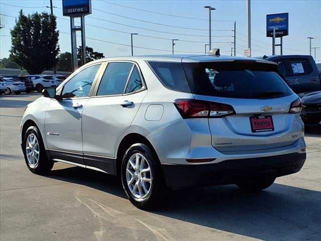 2022 Chevrolet Equinox LS
