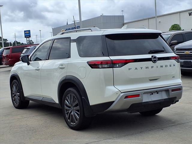 2024 Nissan Pathfinder SL