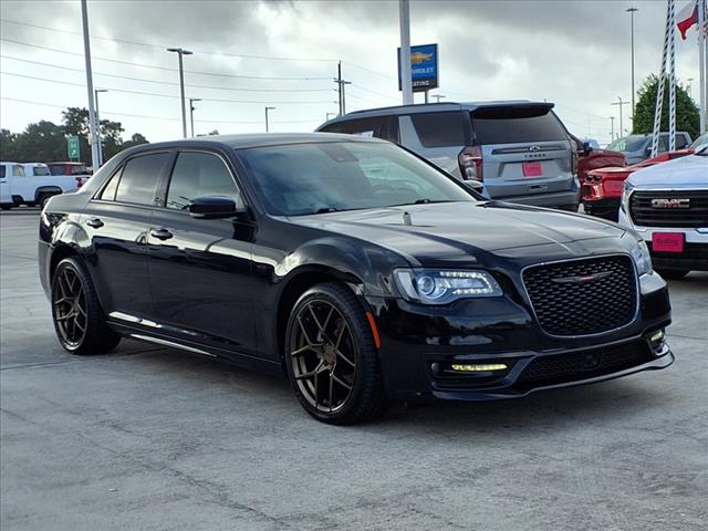2021 Chrysler 300 S V8