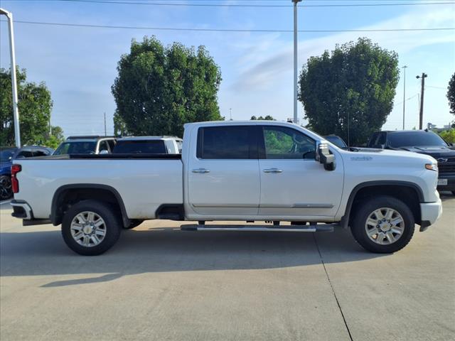 2025 Chevrolet Silverado 3500HD High Country
