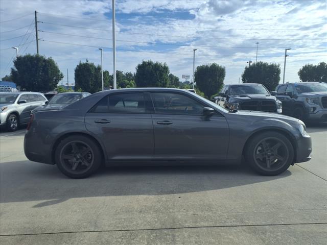 2021 Chrysler 300 Touring