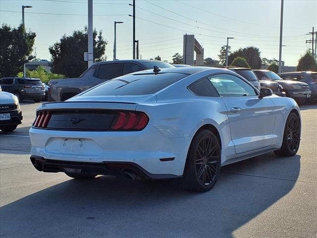 2022 Ford Mustang EcoBoost