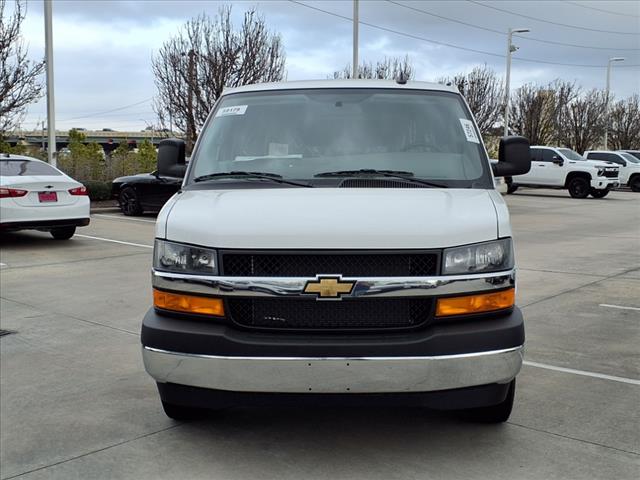 2025 Chevrolet Express 2500