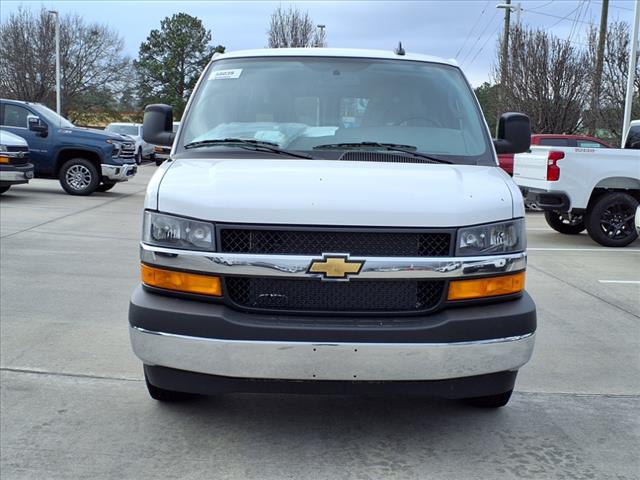 2025 Chevrolet Express 2500