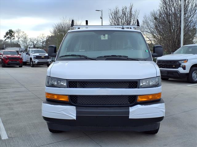 2024 Chevrolet Express 2500