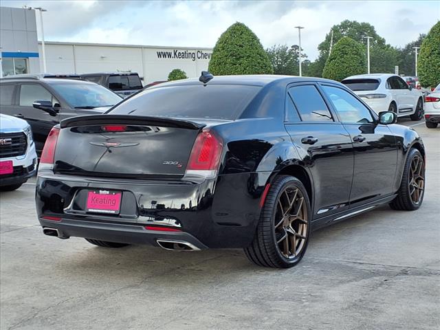 2021 Chrysler 300 S V8
