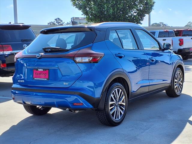 2022 Nissan Kicks SV