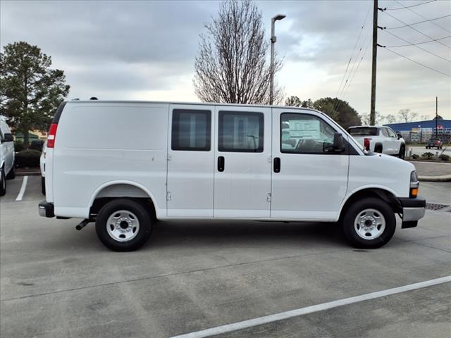 2025 Chevrolet Express 2500