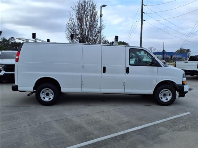 2024 Chevrolet Express 2500