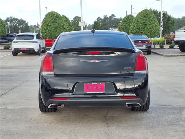 2021 Chrysler 300 S V8