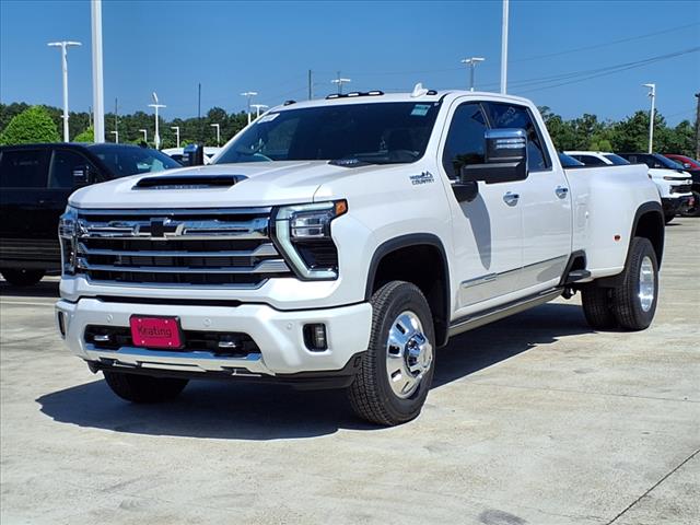 2025 Chevrolet Silverado 3500HD High Country