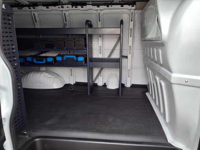 2025 Chevrolet Express 2500