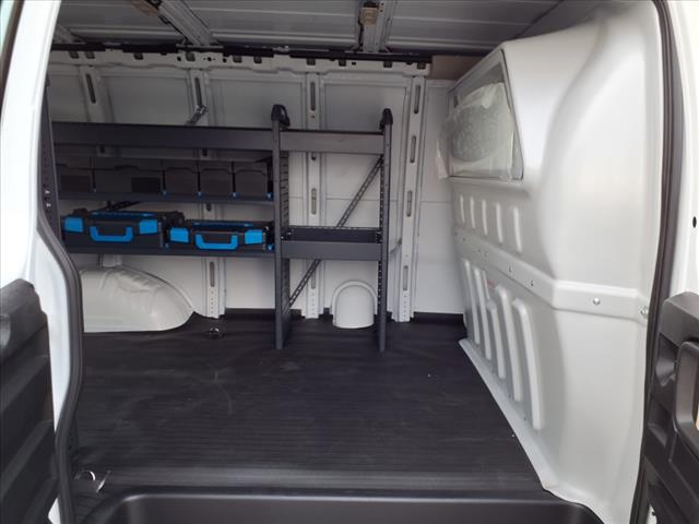 2025 Chevrolet Express 2500