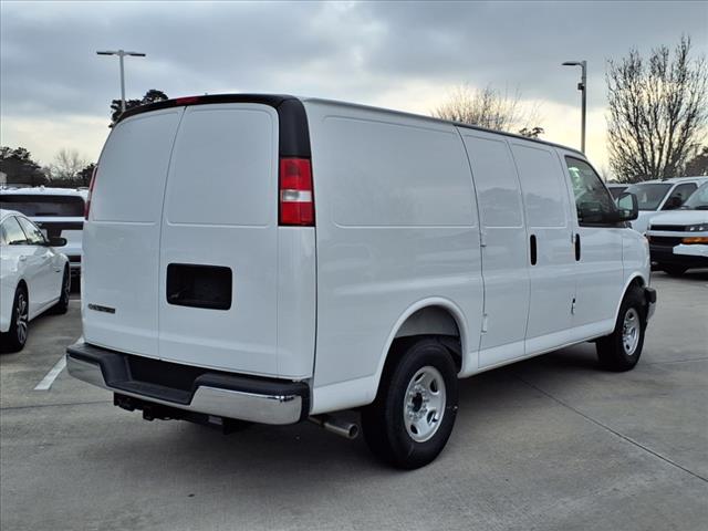 2025 Chevrolet Express 2500