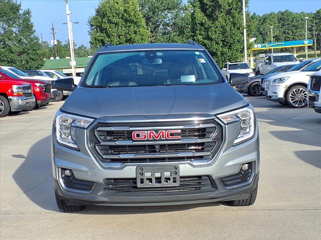 2024 GMC Terrain AT4