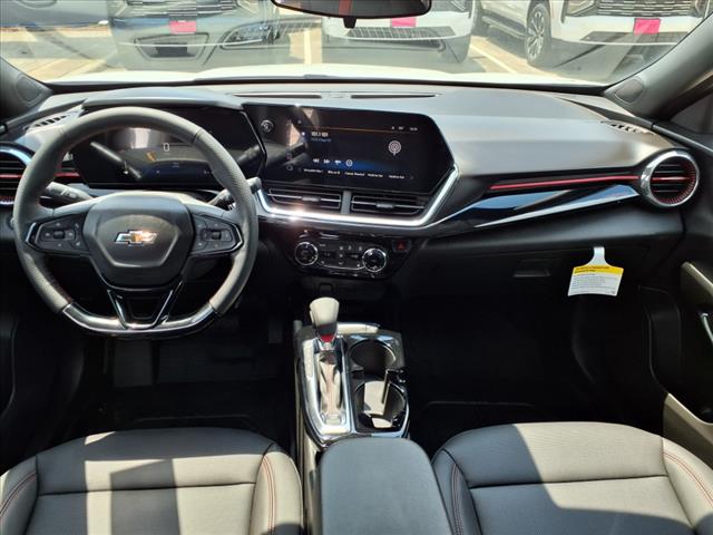 2025 Chevrolet Trax RS