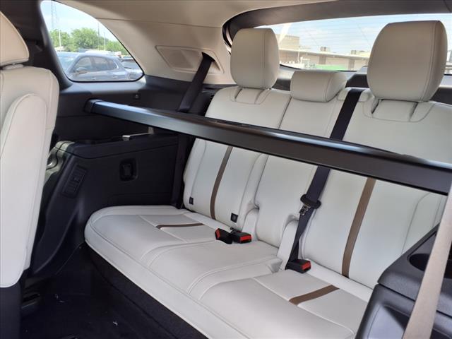2025 Mazda CX-90 Plug-in Hybrid Premium Plus