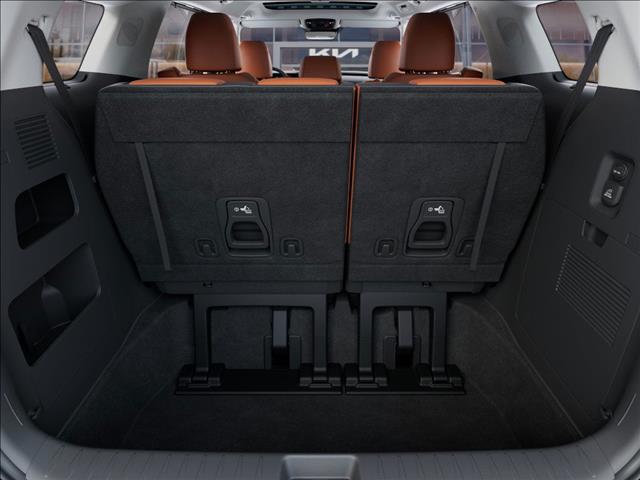 2025 Kia Carnival SX