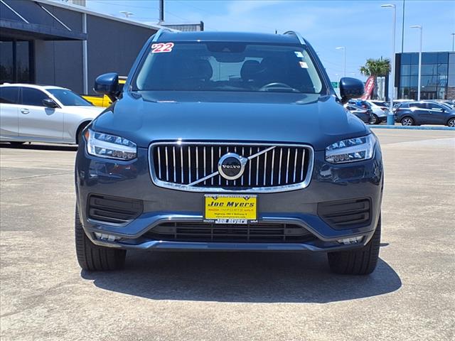 2022 Volvo XC90 T5 Momentum