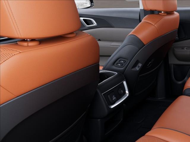 2025 Kia Carnival SX