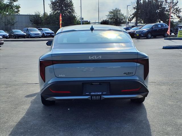2025 Kia K4 LXS