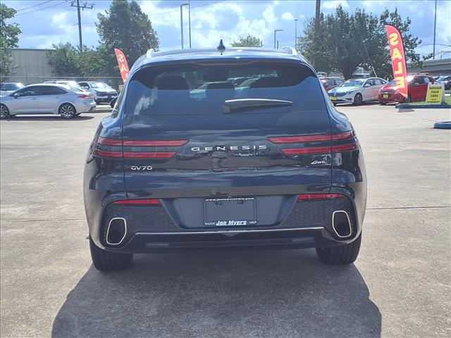 2023 Genesis GV70 2.5T