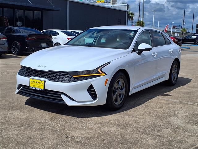 2022 Kia K5 LXS