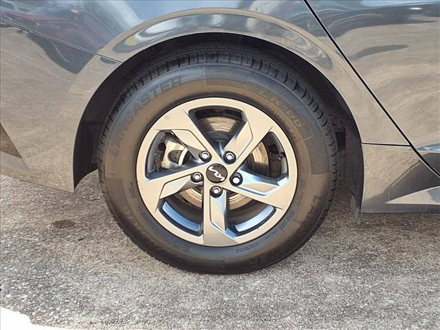 2023 Kia K5 LXS