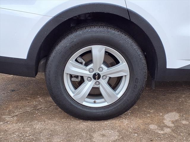 2025 Kia Sorento LX