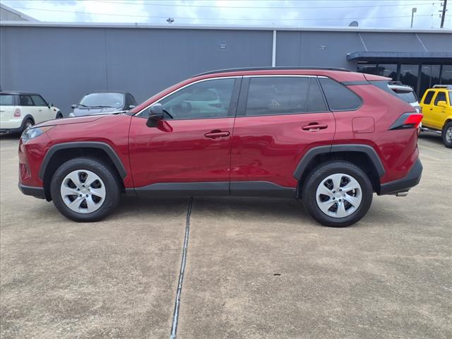 2020 Toyota RAV4 LE