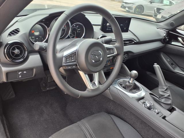 2025 Mazda MX-5 Miata Club