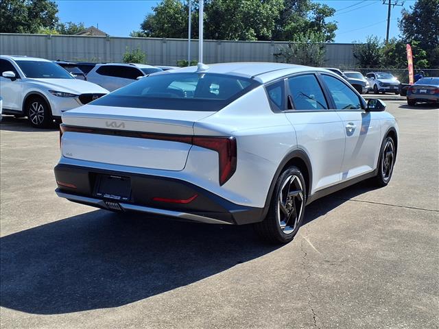 2025 Kia K4 EX