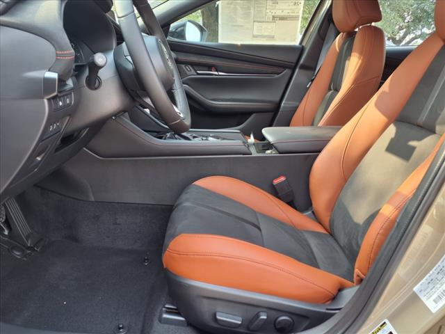 2025 Mazda Mazda3 Hatchback 2.5 Carbon Turbo