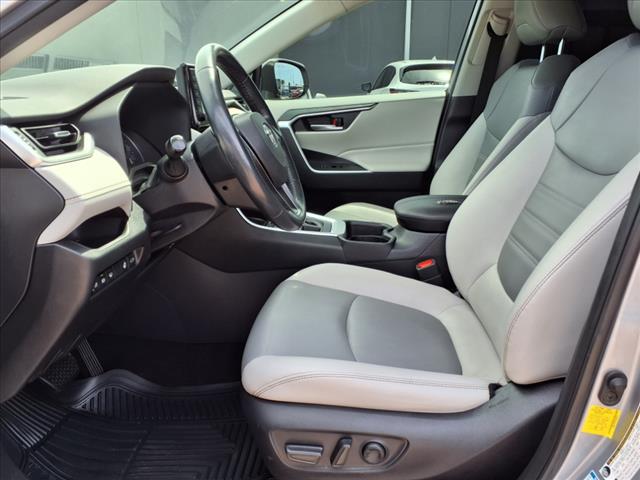 2019 Toyota RAV4 XLE Premium