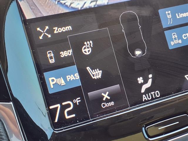 2022 Volvo XC90 T5 Momentum