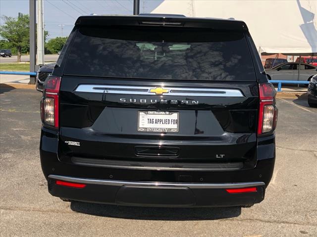 2023 Chevrolet Suburban LT