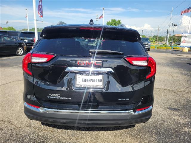 2024 GMC Terrain SLT
