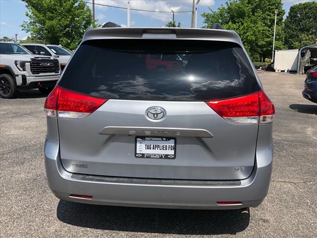 2013 Toyota Sienna XLE 8-Passenger