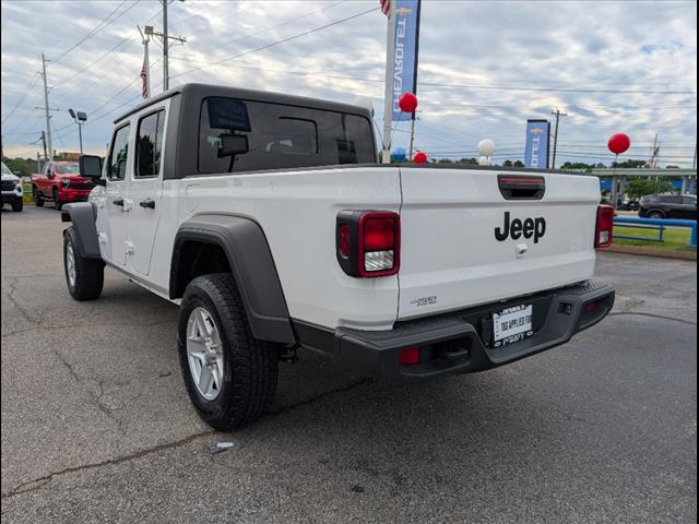2023 Jeep Gladiator Sport