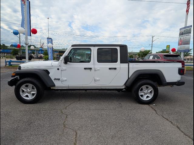 2023 Jeep Gladiator Sport