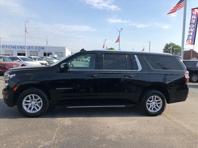 2023 Chevrolet Suburban LT