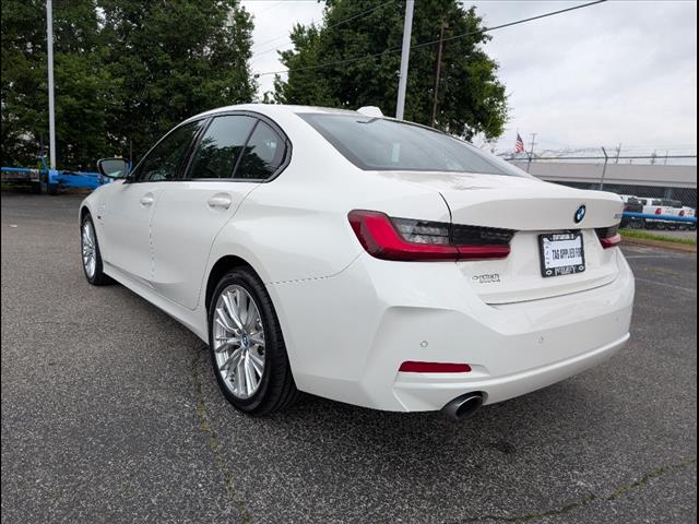 2023 BMW 3 Series 330e