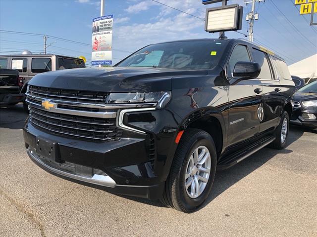 2023 Chevrolet Suburban LT