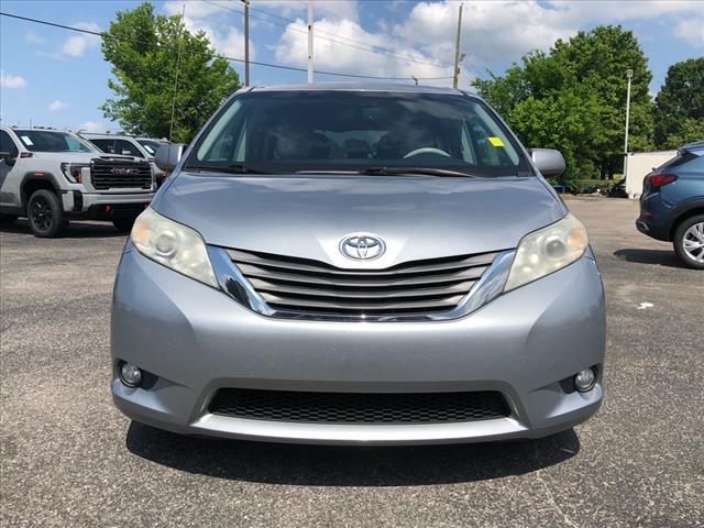 2013 Toyota Sienna XLE 8-Passenger