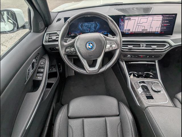 2023 BMW 3 Series 330e