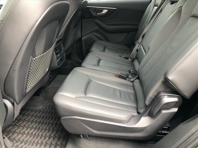 2024 Audi Q7 quattro Premium Plus 45 TFSI