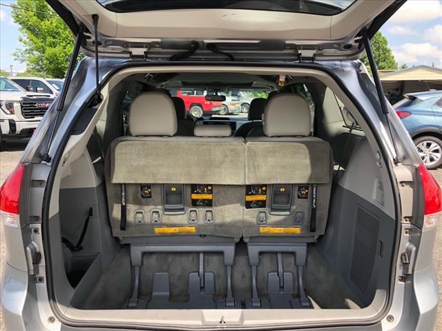 2013 Toyota Sienna XLE 8-Passenger