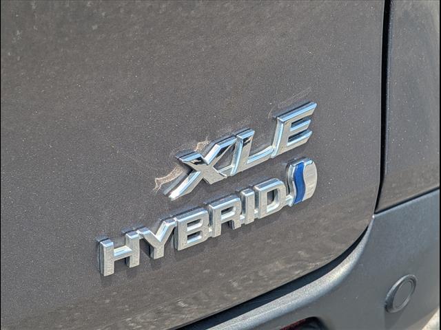 2023 Toyota Sienna XLE 8-Passenger